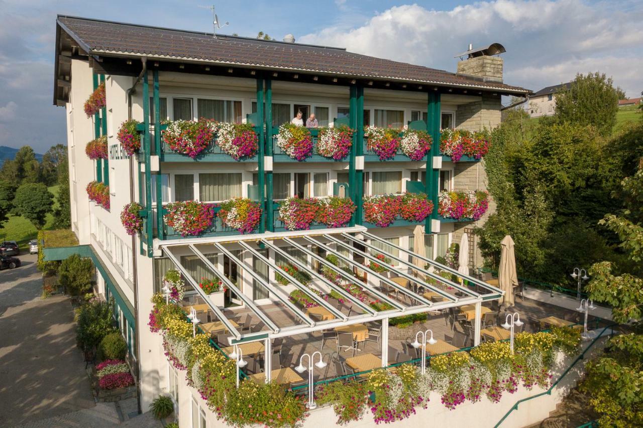 Hotel Engel อัลเบอร์ชเวนเดอ ภายนอก รูปภาพ